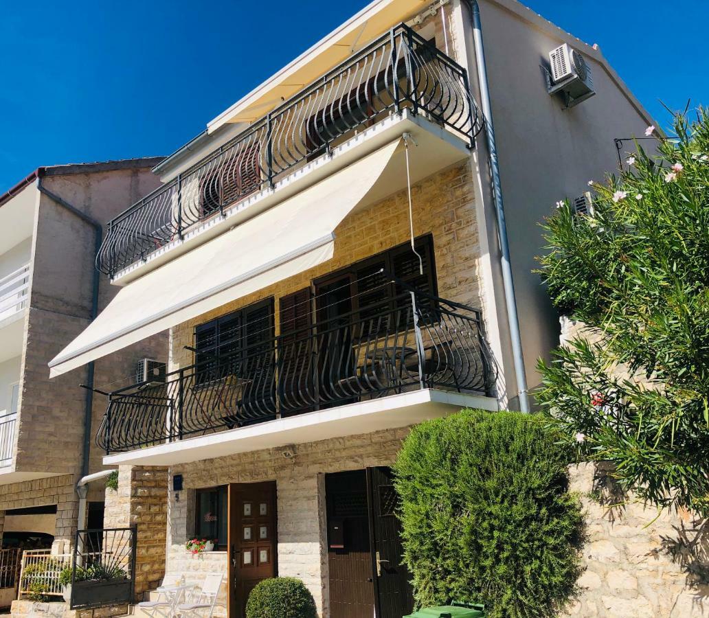 Apartment Novigrad Holiday Exterior foto